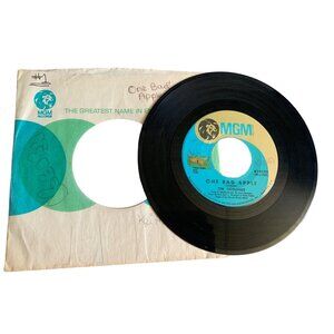 Osmonds 45 RPM Vinyl Single - One Bad Apple/He Ain't Heavy He's My Brother
